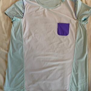 Lululemon Run beam short sleeve shirt size 6.